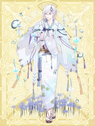  1boy animal_print blue_cape blue_eyes blue_flower blue_kimono brown_sash cape chain_paradox claws crossed_bangs crystallization fish_print floating floating_object flower folded_fan folding_fan full_body goldfish_print gradient_clothes gradient_kimono hair_behind_ear hair_between_eyes hair_bun hair_ornament hair_over_shoulder hand_fan highres holding holding_wind_chime horns ice_horns japanese_clothes kimono kino_setsuna leaf_print lily_pad long_hair long_sleeves looking_at_viewer low-tied_long_hair male_focus material_growth parted_lips purple_ribbon ribbon rope_belt sandals seigaiha shichimi single_horn single_side_bun snowflake_hair_ornament snowflake_print solo spider_lily standing tassel tassel_hair_ornament uroko_(pattern) water_drop white_hair white_kimono wide_sleeves wind_chime yaopei yellow_background yukata zouri 
