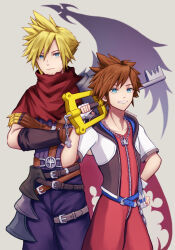  2boys absurdres artist_name belt black_belt black_shirt blue_belt blue_eyes bodysuit brown_belt brown_gauntlets cape chain chain_necklace clawed_gauntlets closed_mouth cloud_strife cocoro_oq crossed_arms final_fantasy final_fantasy_vii fingerless_gloves gloves grin highres jewelry keyblade kingdom_hearts kingdom_hearts_i kingdom_key looking_at_viewer multiple_boys necklace over_shoulder pants purple_pants purple_shirt red_bodysuit red_cape shadow shirt short_sleeves smile sora_(kingdom_hearts) spiked_hair standing weapon weapon_over_shoulder white_gloves white_shirt 