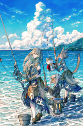  3girls animal_ears arm_guards armband au_ra bag beach bell belt black_footwear blonde_hair blue_skirt blue_sky brown_eyes brown_footwear bucket cat_ears cat_girl cat_tail cloud coat collared_coat collared_jacket cropped_jacket day dragon_girl dragon_horns dragon_tail final_fantasy final_fantasy_xiv fishing fishing_rod fringe_trim from_side full_body grey_coat grey_jacket grey_skirt hatching_(texture) high_collar highres holding holding_fishing_rod horizon horns jacket jingle_bell lalafell long_hair looking_to_the_side medium_hair miqo&#039;te multiple_girls namazu neck_bell ocean outdoors peppermint_jet pointy_ears pouch scales scenery short_hair sidelocks sideways_glance sitting skirt sky sleeveless sleeveless_coat smile standing tail tail_raised warrior_of_light_(ff14) water white_hair 