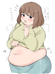  &gt;:d 1girl absurdres belly blue_eyes blush breasts brown_hair clothes_lift cowboy_shot fat finger_to_cheek highres karaage53ko long_sleeves looking_at_viewer medium_breasts muffin_top navel open_mouth original shirt shirt_lift short_hair simple_background smug solo thick_arms translation_request white_background yellow_shirt 