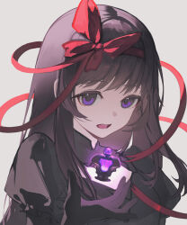 1girl absurdres akemi_homura akemi_homura_(black_dress) black_dress black_gloves black_hair bow bow_hairband breasts dress elbow_gloves female_focus gem gloves grey_background hairband hand_up highres long_hair looking_at_viewer mahou_shoujo_madoka_magica mahou_shoujo_madoka_magica:_hangyaku_no_monogatari mandarin_collar medium_breasts official_alternate_costume open_mouth puffy_short_sleeves puffy_sleeves purple_eyes purple_gemstone red_bow red_hairband short_sleeves sidelocks simple_background solo soul_gem standing tape tongue upper_body user_tema8258