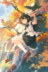 1girl artist_name autumn autumn_leaves bird bird_wings black_bow black_bowtie black_hair black_skirt black_wings blue_sky bow bowtie cloud commentary_request crow frilled_skirt frills full_body geta grin hat looking_at_viewer medium_hair oito_(bowstringsmall) outdoors pom_pom_(clothes) red_eyes red_footwear shameimaru_aya shirt short_sleeves skirt sky smile socks solo tengu-geta tokin_hat touhou water waterfall white_shirt white_socks wings