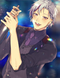 1boy blurry blurry_background bottle collared_shirt dress_shirt ear_piercing earrings eyeliner formal fuwa_minato fuwa_minato_(2nd_costume) grey_hair highres holding holding_bottle jacket jewelry lens_flare lens_flare_abuse light_blush light_particles looking_at_viewer makeup male_focus multicolored_hair necktie nijisanji open_mouth piercing purple_eyes purple_hair purple_jacket purple_necktie purple_shirt purple_vest red_eyeliner sake_kasu_big shirt short_hair sleeves_rolled_up smile streaked_hair teeth tsurime upper_body upper_teeth_only vest waistcoat 