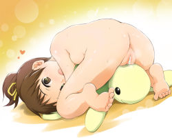 1girl aftersex ass barefoot bikini blush breasts brown_eyes brown_hair cum cum_in_pussy feet feet_on_toy from_behind heart hirasawa_ui k-on! loli looking_back medium_breasts nude ponytail pussy short_hair soles solo stuffed_animal stuffed_toy swimsuit turtle uncensored wancho rating:Explicit score:491 user:huzzaman