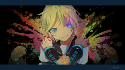  1boy absurdres blonde_hair blue_eyes chimera_(vocaloid) closed_mouth extra_arms heterochromia highres holding kagamine_len looking_at_viewer nail_polish own_hands_together shirt short_hair smile solo syiga vocaloid white_shirt 