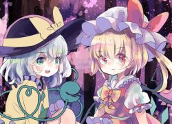  2girls ascot bat_wings black_hat blonde_hair blouse bow buttons crystal diamond_button eyeball flandre_scarlet frilled_shirt_collar frilled_sleeves frills green_hair green_skirt hat hat_bow hat_ribbon heart heart_of_string hiyuu_(hiyualice) komeiji_koishi mob_cap multicolored_wings multiple_girls one_side_up open_mouth puffy_short_sleeves puffy_sleeves red_eyes red_skirt red_vest ribbon shirt short_sleeves side_ponytail skirt skirt_set touhou vest white_background white_hat wide_sleeves wings yellow_ascot yellow_bow yellow_ribbon yellow_shirt 