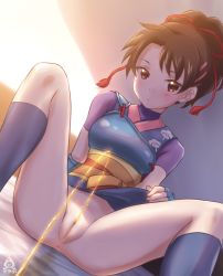 1girl a-plug anus bed bedwetting brown_eyes brown_hair casual_peeing cleft_of_venus highres japanese_clothes lifted_by_self looking_at_viewer nanase_(street_fighter) no_panties peeing peeing_self presenting purposeful_wetting pussy sitting solo street_fighter street_fighter_ex_(series) uncensored rating:Explicit score:128 user:akarin_akari