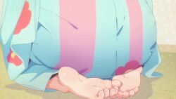  1girl animated barefoot feet feet_together genderswap genderswap_(mtf) highres interior japanese_clothes kimono onii-chan_wa_oshimai! oyama_mahiro solo sound video yukata  rating:General score:75 user:BillyBois