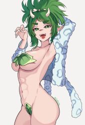 1girl abs absurdres arm_behind_back armpit_crease armpits artist_name ass breasts cavewoman coubalty covering_crotch covering_nipples covering_privates fangs green_eyes green_hair highres indie_virtual_youtuber large_breasts leaf leaf_bra looking_at_viewer meat_(vtuber) nail navel nude pointy_ears scar scar_on_face scar_on_nose sharp_teeth short_hair sideboob simple_background smile solo sweater teeth toned toned_female twitter_username upper_teeth_only virtual_youtuber