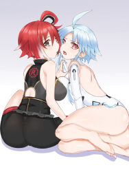  2girls ahoge ass bare_shoulders barefoot blue_hair breasts choujigen_game_neptune compile_heart elbow_gloves from_behind gloves gradient_hair hair_rings highres large_breasts leotard multicolored_hair multiple_girls neptune_(series) open_mouth red_(neptunia) red_eyes short_hair short_hair_with_long_locks short_shorts shorts sideboob sitting white_hair white_heart_(neptunia) yokozuwari zatsu 