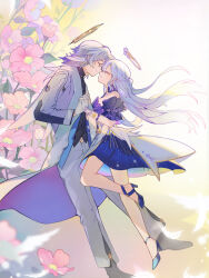  1boy 1girl black_shirt blue_dress blue_footwear brother_and_sister closed_eyes commentary_request dress feathered_wings flower formal full_body gloves gradient_background grey_hair grey_suit halo head_wings high_heels highres holding_hands honkai:_star_rail honkai_(series) imminent_kiss incest interlocked_fingers ji_yue long_hair pink_flower robin_(honkai:_star_rail) shirt short_hair siblings smile suit sunday_(honkai:_star_rail) white_gloves wings yellow_background 