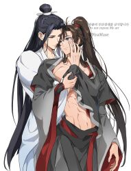  2boys abs black_hair brown_hair chinese_clothes closed_mouth clothes_lift from_behind guilty_challenge_(meme) highres lan_wangji long_hair male_focus meme midriff modao_zushi multiple_boys muse_(rainforest) navel ponytail shirt_lift smile stomach wei_wuxian yaoi 