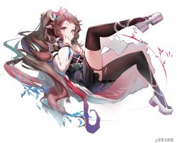  1girl absurdres animal_ears arknights bilibili_username black_pantyhose black_thighhighs brown_hair coat commentary_request dress eyjafjalla_(arknights) eyjafjalla_the_hvit_aska_(arknights) full_body hands_up highres horns knee_up leg_up long_hair long_sleeves looking_at_viewer open_clothes open_coat open_mouth pantyhose pink_eyes ponytail pouch purple_dress sheep_ears sheep_girl sheep_horns simple_background single_leg_pantyhose single_thighhigh solo thighhighs very_long_hair white_background white_coat white_footwear wo_yao_dang_xiongmao 