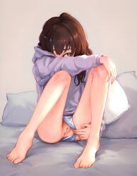  1girl barefoot bed blue_eyes blush brown_hair cleft_of_venus clothing_aside covering_face female_focus full_body highres hood hoodie loli long_hair looking_at_viewer panties panties_aside peeking pillow presenting_pussy pussy sitting solo tabarchie toes uncensored underwear  rating:Explicit score:781 user:BaronArgyleSven