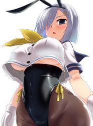  1girl animal_ears black_leotard blue_eyes blush breasts crop_top fake_animal_ears from_below gloves hair_ornament hair_over_one_eye hairclip hamakaze_(kancolle) highleg highleg_leotard highres kantai_collection large_breasts leotard looking_at_viewer no_bra pantyhose playboy_bunny rabbit_ears school_uniform serafuku short_hair short_sleeves silver_hair simple_background solo underboob white_gloves yoshi_tama  rating:Questionable score:36 user:Holdencfield
