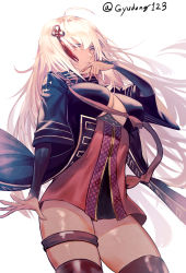  1girl ahoge black_thighhighs blonde_hair breasts dark-skinned_female dark_skin fate/grand_order fate_(series) gyudong123 hair_ornament highres jacket japanese_clothes leg_belt long_hair looking_at_viewer okita_souji_(fate) okita_souji_alter_(fate) silver_hair simple_background solo thighhighs very_long_hair white_background 