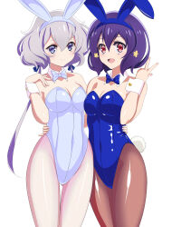  2girls animal_ears black_hair black_pantyhose blue_bow blue_bowtie blue_eyes blue_leotard bow bowtie breasts cleavage commentary_request detached_collar feet_out_of_frame hair_ornament highres konno_junko leotard low_twintails medium_breasts mizuno_ai multiple_girls one-hour_drawing_challenge pantyhose pirochi playboy_bunny rabbit_ears red_eyes short_hair simple_background strapless strapless_leotard thigh_gap twintails upper_body v white_background white_bow white_bowtie white_hair white_leotard white_pantyhose wrist_cuffs zombie_land_saga zoom_layer 