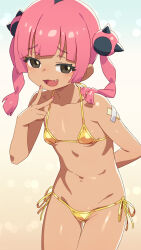  1girl alternate_costume bikini black_eyes black_hair blush breasts commentary_request coral_(pokemon) creatures_(company) fang game_freak gold_bikini highres looking_at_viewer micro_bikini multicolored_hair navel nintendo om_(nk2007) open_mouth pink_hair pokemon pokemon_(anime) pokemon_horizons side-tie_bikini_bottom small_breasts smug solo swimsuit tan thigh_gap twintails two-tone_hair v 