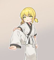  1girl absurdres barefoot belt blonde_hair bright_pupils chinese_commentary commentary_request dougi feet full_body green_eyes grey_background highres kuma-bound low_twintails martial_arts_belt original pants simple_background soles solo standing standing_on_one_leg toes twintails white_belt white_pants white_pupils 
