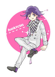  &gt;_o 1boy ;q arm_belt belt black_footwear black_scarf blood blood_splatter buttons chain character_name checkered_clothes checkered_scarf circle closed_mouth commentary_request crossed_legs danganronpa_(series) danganronpa_v3:_killing_harmony denim dotted_line double-breasted full_body hamadaichi jacket jeans layered_sleeves long_sleeves looking_at_viewer multicolored_buttons multiple_belts oma_kokichi one_eye_closed open_belt pants purple_eyes purple_hair scarf shoes short_hair simple_background sitting smile solo star_(symbol) thigh_belt thigh_strap tongue tongue_out torn_clothes torn_jeans torn_pants two-tone_scarf white_background white_belt white_jacket white_scarf 