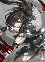  1boy amputee bandaged_arm bandaged_leg bandages barefoot black_kimono blood blood_on_face bloody_weapon dororo_(tezuka) double_amputee fingerless_gloves floating_hair foot_out_of_frame gloves grey_background hair_between_eyes highres hyakkimaru_(dororo) japanese_clothes kimono long_hair looking_at_viewer male_focus mouth_hold piroshiki_(piroshiki13) ponytail prosthetic_weapon red_eyes slashing solo toes toned toned_male torn_clothes torn_kimono weapon 