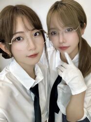  2girls aoyama_nagisa glasses gloves indoors liyuu looking_at_viewer multiple_girls photo_(medium) ponytail selfie simple_background smile standing voice_actor 