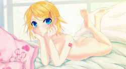  1girl arm_tattoo ass back barefoot bed_sheet blonde_hair blue_eyes blush collarbone feet hair_ornament hairclip hands_on_own_face highres kagamine_rin looking_at_viewer lying nail_polish nude on_stomach shinku_pack short_hair soles solo tattoo the_pose toes vocaloid window window_shadow yellow_nails yes-no_pillow 