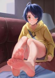  1girl absurdres artist_request bad_id bad_pixiv_id barefoot blue_eyes blue_hair blush feet foot_focus foreshortening heterochromia highres loli looking_at_viewer medium_hair ooto_ai sitting soles solo toes wonder_egg_priority yellow_eyes  rating:Questionable score:279 user:FabricioDias