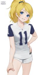 1girl absurdres artist_name ayase_eli baseball_uniform blonde_hair blue_eyes carlo_montie collarbone cowboy_shot hand_on_own_hip highres long_hair looking_at_viewer love_live! love_live!_school_idol_project parted_lips ponytail shirt short_shorts short_sleeves shorts simple_background smile solo sportswear white_background white_shirt white_shorts rating:Sensitive score:43 user:danbooru