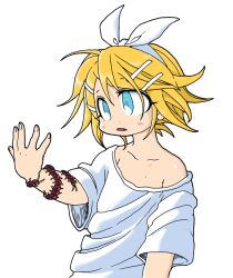  1girl alternate_costume animal_on_arm arm_at_side blonde_hair blue_eyes blush_stickers bow_hairband bug centipede collarbone expressionless fang flat_chest hair_ornament hairband hairclip kagamine_rin looking_at_hand messy_hair no_bra off_shoulder open_mouth outstretched_arm oversized_clothes oversized_shirt shirt short_hair short_sleeves simple_background solo swept_bangs tokita_(jyabarachan) upper_body vocaloid white_background white_shirt 