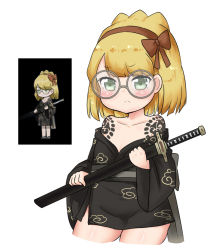  1girl bailingxiao_jiu black_kimono blonde_hair blush bow brown_bow brown_hairband closed_mouth commentary_request cropped_legs glasses green_eyes grey-framed_eyewear hair_bow hairband holding holding_sheath japanese_clothes katana kimono library_of_ruina lobotomy_corporation obi off_shoulder project_moon reference_work round_eyewear sash sheath sheathed short_kimono shoulder_tattoo simple_background solo sword tattoo tiphereth_a_(project_moon) weapon white_background  rating:Sensitive score:9 user:danbooru