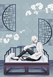  1boy absurdres black_footwear black_pants blue_background branch brick_wall changpao chinese_clothes commentary_request couch flower full_body glasses gradient_hair grey_hair grin hair_between_eyes head_tilt highres kiku_(sashiki11) kutsuji lattice long_bangs long_sleeves looking_at_viewer mahjong_soul male_focus medium_hair multicolored_hair pants red_eyes round_eyewear shirt shoes smile solo white_flower white_shirt 