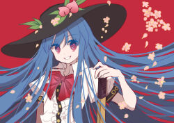  1girl absurdres black_headwear blue_hair bow bowtie buttons center_frills collared_shirt frills hat head_tilt highres hinanawi_tenshi holding holding_sword holding_weapon leaf_hat_ornament long_hair looking_at_viewer open_mouth peach_hat_ornament pink_petals puffy_short_sleeves puffy_sleeves red_background red_bow red_bowtie red_eyes shirt shocho_(shaojiujiu) short_sleeves simple_background sword sword_of_hisou teeth touhou upper_body very_long_hair weapon white_shirt 