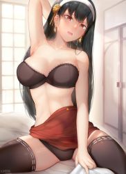 1girl arm_up armpit_lips armpits artist_name bed_sheet black_bra black_hair black_panties black_thighhighs bra breasts collarbone crotch_seam earrings female_focus flower gold_earrings hair_flower hair_ornament hairband highres jewelry kimoshi large_breasts long_hair looking_at_viewer on_bed open_mouth panties partially_undressed red_eyes rose sheet_grab sitting solo spy_x_family steam straight_hair strapless strapless_bra sweat teeth thighhighs thighs underwear upper_teeth_only white_hairband window yor_briar rating:Questionable score:79 user:danbooru