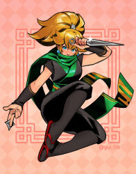  1girl artist_name blonde_hair blue_eyes covering_own_mouth earrings full_body green_scarf gui_borba highres holding holding_knife jewelry knife kunai long_hair looking_at_viewer mario_(series) ninja ninja_peach nintendo pink_background ponytail princess_peach princess_peach:_showtime! red_footwear sandals scarf shuriken solo weapon 