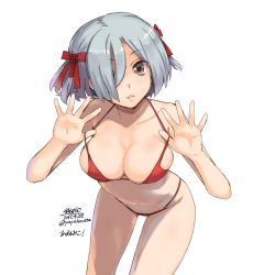  1girl :3 artist_name bikini breasts brown_eyes cleavage dated hair_over_one_eye hair_ribbon highres large_breasts leaning_forward navel outstretched_hand parted_lips red_bikini ribbon short_hair silver_hair simple_background solo string_bikini swimsuit white_background yaya_hinata 