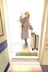  1girl absurdres alternate_costume blonde_hair blue_pants brown_coat closed_eyes coat commentary english_commentary english_text full_body highres holding holding_suitcase kyouno long_hair looking_at_viewer nijisanji nijisanji_en open_mouth pants pointy_ears pomu_rainpuff shoes signature smile sneakers solo suitcase train_station virtual_youtuber waving white_footwear 