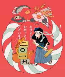 1boy 2019 21grams akeome black_eyes black_shirt black_sleeves blue_hakama bow chinese_zodiac closed_mouth commentary_request flower frown full_body hakama hammer happy_new_year headband holding holding_hammer japanese_clothes leaning_forward light_blush looking_at_animal male_focus new_year noh_mask orange_footwear original pig piglet red_background red_flower sandals shimekazari shirt short_hair short_sleeves simple_background socks solo sweatdrop tabi thick_eyebrows v-shaped_eyebrows white_bow white_flower white_headband white_socks year_of_the_pig zouri