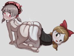  2girls absurdres all_fours ass-to-ass ass_press blonde_hair blunt_bangs blush bonnet bottomless bow colored_skin completely_nude full_body hair_bow highres laetitia_(project_moon) library_of_ruina lobotomy_corporation looking_at_another multiple_girls nude open_mouth pale_skin project_moon pussy_juice red_bow red_eyes short_hair simple_background trolltoll twintails uneven_eyes white_background white_skin wonderlab 