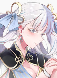  1girl absurdres black_collar blue_bow blunt_bangs bow breasts bright_pupils cleavage collar colored_eyelashes commentary earrings english_commentary flower_earrings hair_bow hair_ornament hair_rings highres jewelry jinhsi_(wuthering_waves) large_breasts light_blush light_smile long_hair looking_at_viewer midori_(user_nsaz3272) mole mole_on_cheek own_hands_clasped own_hands_together portrait simple_background smile solo two_side_up white_background white_eyes white_hair white_pupils wuthering_waves  rating:Sensitive score:6 user:danbooru