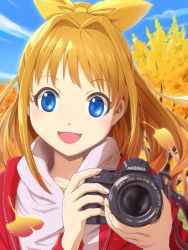 1girl :d bad_id bad_pixiv_id blonde_hair blue_eyes blue_sky camera cloud collarbone day floating_hair grey_sweater hair_ribbon hino_akane holding holding_camera idolmaster idolmaster_cinderella_girls jacket long_hair looking_at_viewer open_mouth outdoors red_jacket ribbon sky smile solo sweater tree upper_body yama_tatsuo yellow_ribbon 