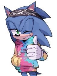  1boy alternate_costume animal_ears artist_name black_headband blue_fur english_text furry furry_male gloves green_eyes grin hand_in_pocket headband highres hood hoodie kumo_zd looking_at_viewer multicolored_clothes multicolored_hoodie one_eye_closed simple_background smile solo sonic_(series) sonic_the_hedgehog tail teeth thumbs_up tie-dye white_background white_gloves 