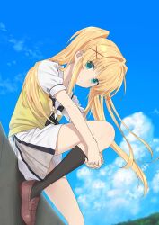  1girl ascot black_ascot black_socks blonde_hair blue_sky closed_mouth cloud commentary day eyelashes eyes_visible_through_hair floating_hair foot_out_of_frame green_eyes hair_between_eyes hair_intakes hair_ornament hair_spread_out highres hugging_own_legs ikezawa_shin knee_up kneehighs leaning_forward light_blush looking_at_viewer miniskirt non-web_source outdoors puffy_short_sleeves puffy_sleeves ribbon short_sleeves sidelocks sitting skirt sky smile socks solo summer_pockets sweater_vest tsumugi_wenders twintails white_ribbon white_skirt x_hair_ornament yellow_sweater_vest 
