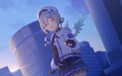  1girl amane_kanata amane_kanata_(work) angel_wings asymmetrical_bangs asymmetrical_hair beret black_dress black_gloves blue_hair blush building city closed_eyes commentary cowboy_shot dawn dress dutch_angle facing_viewer feathered_wings fragir frilled_dress frills gloves grey_hair hair_ornament hair_over_one_eye hair_rings hairclip hat highres hololive jacket medium_hair mini_wings multicolored_hair official_alternate_costume official_alternate_hairstyle open_clothes open_jacket open_mouth outdoors partially_fingerless_gloves pleated_dress short_dress single_hair_intake smile solo standing streaked_hair two_side_up virtual_youtuber white_beret white_jacket white_wings wings 