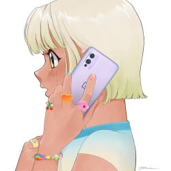  1990s_(style) 1girl blonde_hair blue_nails blue_shirt bracelet cellphone cherry commentary dark-skinned_female dark_skin english_commentary food fruit gradient_shirt green_eyes hand_on_own_chest heart highres holding holding_phone jewelry multicolored_nails open_mouth original phone pink_nails retro_artstyle shirt short_hair signature smartphone solo surprised white_background yellow_shirt yue_(yung_n_dum_) 