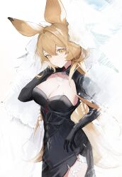  1girl absurdres animal_ears arknights black_dress black_gloves black_shrug blonde_hair breasts cleavage closed_mouth cowboy_shot crossed_bangs dorothy_(arknights) dorothy_(hand_of_destiny)_(arknights) dress elbow_gloves ema_(kuguiema) from_side gloves hand_in_own_hair highres jewelry large_breasts long_hair looking_at_viewer mouse_ears mouse_girl necklace pearl_necklace side_slit sidelocks simple_background smile solo straight_hair strapless strapless_dress white_background white_veil yellow_eyes 