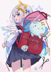  1girl absurdres amane_kanata angel angel_wings backpack bag bandaid bandaid_on_knee bandaid_on_leg blue_eyes blue_hair bow colored_inner_hair cosplay diagonal-striped_bow dress eraser feathered_wings flute gradient_wings hair_ornament halo highres hololive instrument juu_p long_hair looking_at_viewer looking_back mini_wings multicolored_hair multicolored_wings notepad open_mouth pen pencil pinafore_dress randoseru red_bag scissors shigure_ui_(vtuber) shigure_ui_(vtuber)_(cosplay) shirt single_hair_intake sleeveless sleeveless_dress smile solo star_halo stuffed_toy virtual_youtuber white_hair white_shirt wings 