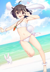  1girl :3 ahoge alternate_costume animal_ears anklet barefoot beach bikini black_hair blue_sky blush bracelet breasts carrot_necklace cloud commentary_request day dutch_angle floppy_ears full_body hair_between_eyes hataraki_kuma heart horizon inaba_tewi jewelry looking_at_viewer medium_bangs navel necklace ocean open_mouth outdoors rabbit rabbit_ears rabbit_girl rabbit_tail red_eyes short_hair side-tie_bikini_bottom sky small_breasts smile solo swimsuit tail touhou w w_over_eye white_bikini 