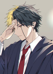  1boy black_hair black_robe blonde_hair collared_shirt earrings facial_mark hand_on_own_forehead highres jewelry long_sleeves mashle multicolored_hair necktie rain_miaou rayne_ames red_necktie robe shirt short_hair solo split-color_hair stud_earrings two-tone_hair upper_body white_shirt yellow_eyes 