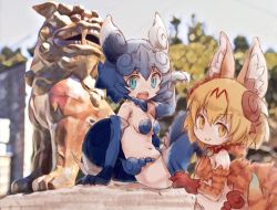  10s 2girls animal_ear_fluff animal_ears aqua_eyes arm_up blonde_hair blue_eyes blue_gloves blurry blurry_background bra commentary day elbow_gloves fang gloves hair_between_eyes jewelry kemono_friends kolshica looking_at_viewer multiple_girls navel necklace open_mouth outdoors red_gloves shiisaa shiisaa_right shiserval_lefty short_hair sitting smile statue strapless strapless_bra tail underwear yellow_eyes 